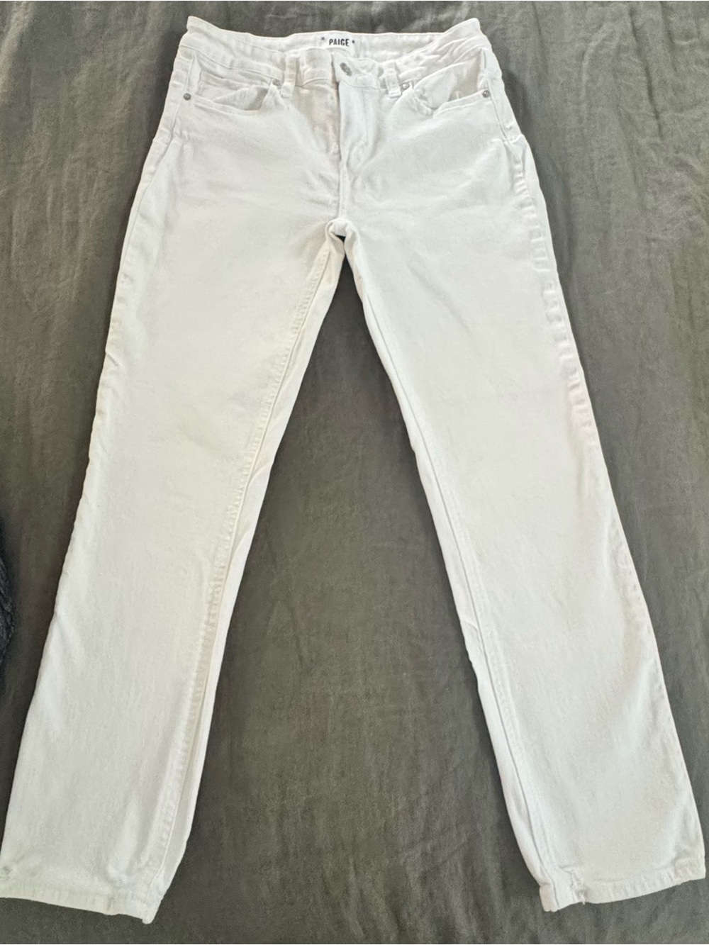 PAIGE Amber Skinny Jeans in White